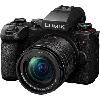 Panasonic Lumix G9 II + 12-60mm F3.5-5.6 MILC 25,21 MP Live MOS 11552 x 8672 píxeles negro (DC-G9M2ME)