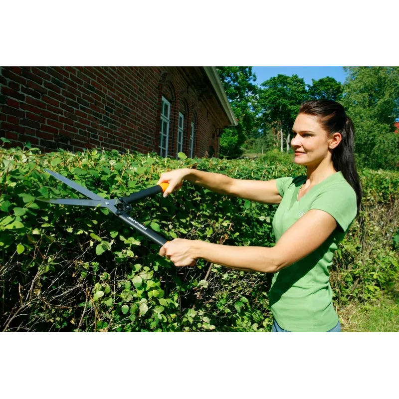 FISKARS TIJERA DE SETO HS52