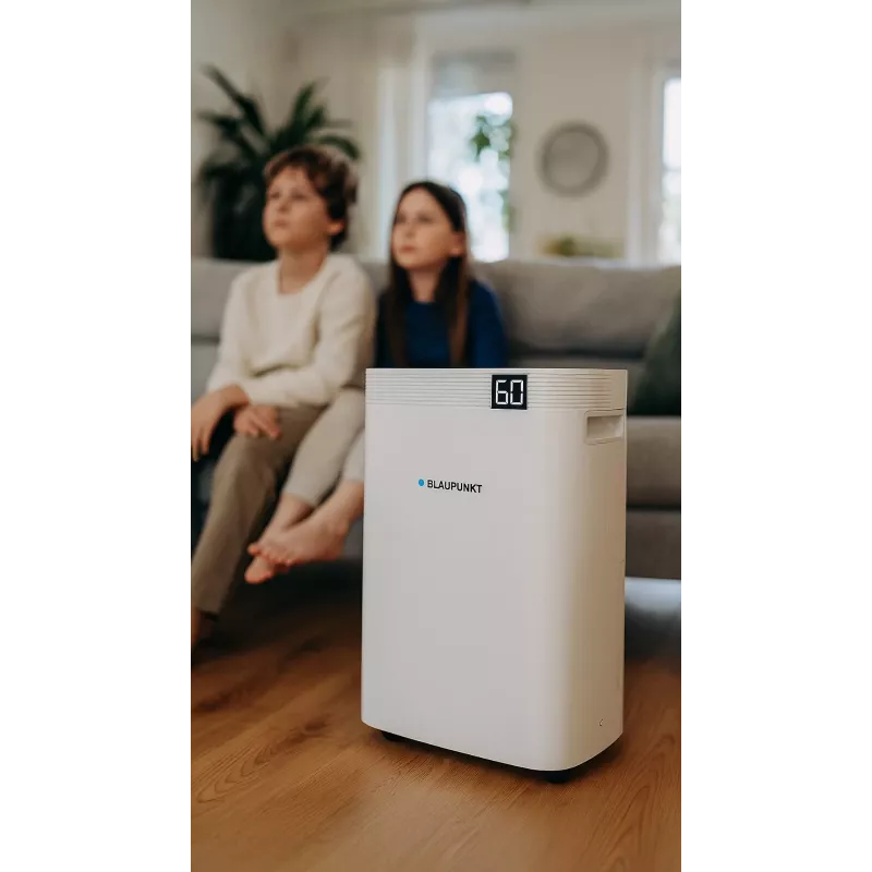 Deshumidificador BLAUPUNKT ADH801 — 20 L/día (máx. 36 L/24h), depósito de 4,2 L, 600 W, R290, indicador LED
