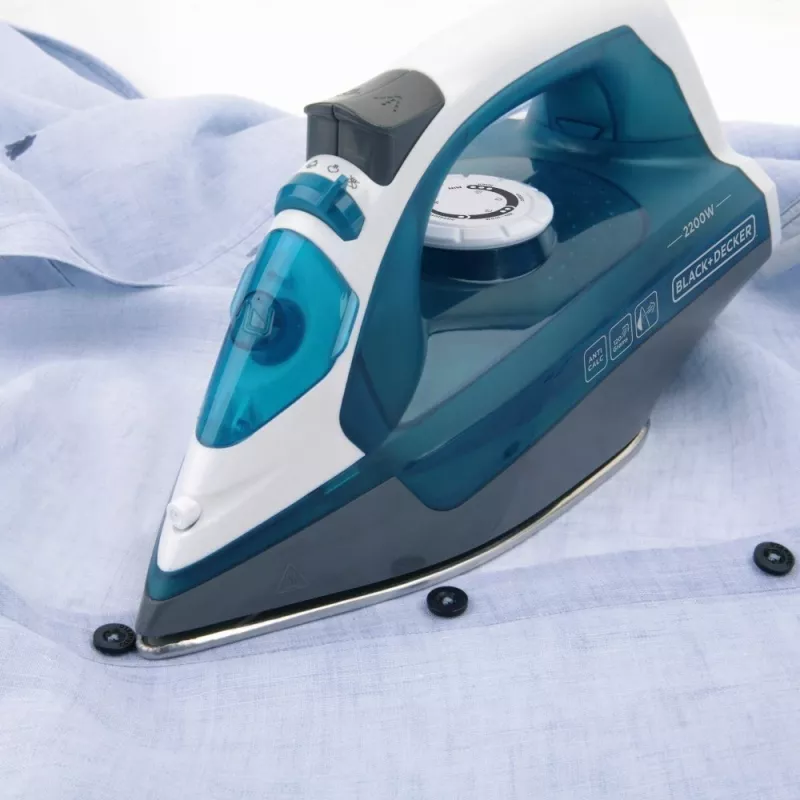 Plancha de vapor Black+Decker BXIR2200E (2200W)