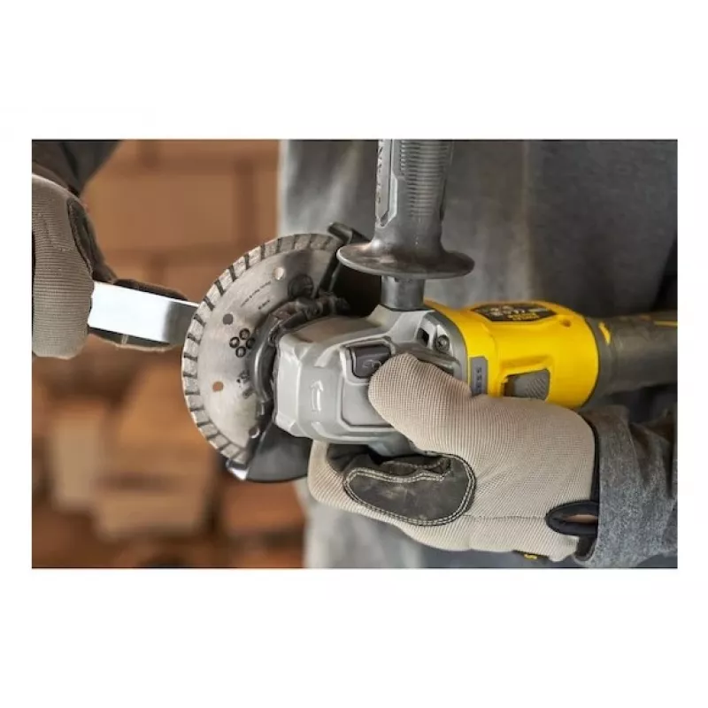Stanley SFMCG710M1T-QW Amoladora angular 12,5 cm 8500 rpm 800 W 1,84 kg