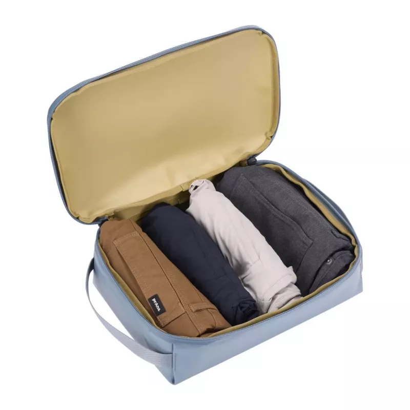 Organizador Thule 5607 Chasm Medium Gear Cube gris laguna