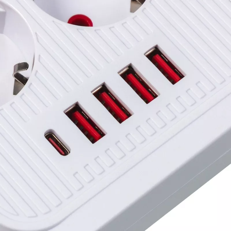 Regleta de enchufes MACLEAN MCE389 W — 6 enchufes, 4×USB-A, 1×USB-C, 2500W, 110–240V, cable de 1,5 m, blanca