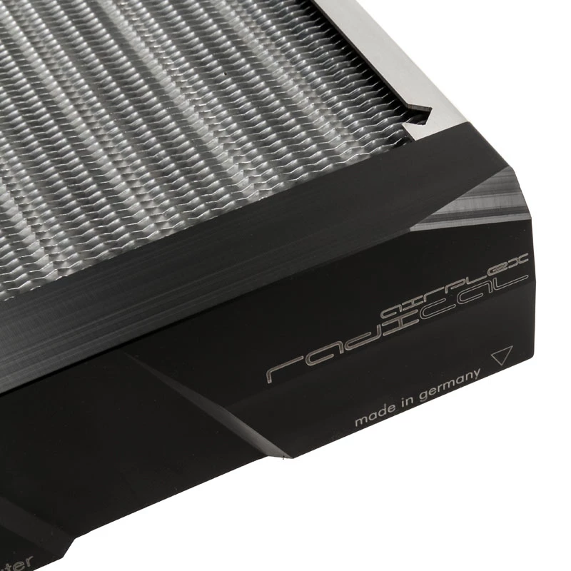 Bloque radiador Aqua-Computer 33701 — aluminio/cobre/acero inoxidable, 160×140×40 mm, plata