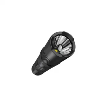 Linterna táctica Nitecore P10 V2 — 1000 lm, IP68 sumergible, resistente a impactos, 95 g, compatible con 18650/CR123