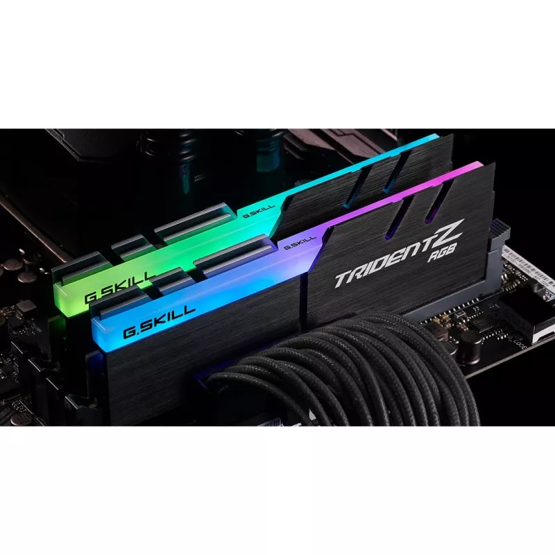 DIMM 16 GB DDR4-3600 (2x 8 GB) Dual-Kit, memoria negra, F4-3600C18D-16GTZR, Trident Z RGB, INTEL XMP
