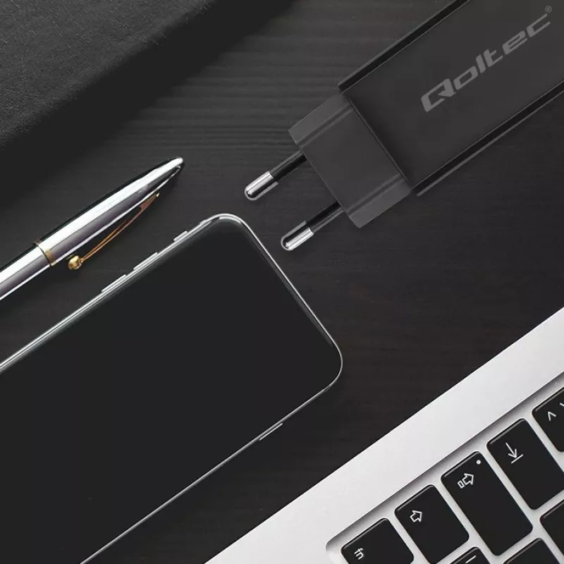 Cargador de portátil GaN QOLTEC 52419 65 W USB-C PD 5 V/20 V 3 A/3,25 A, 220–240 V, cable de 1,8 m, negro