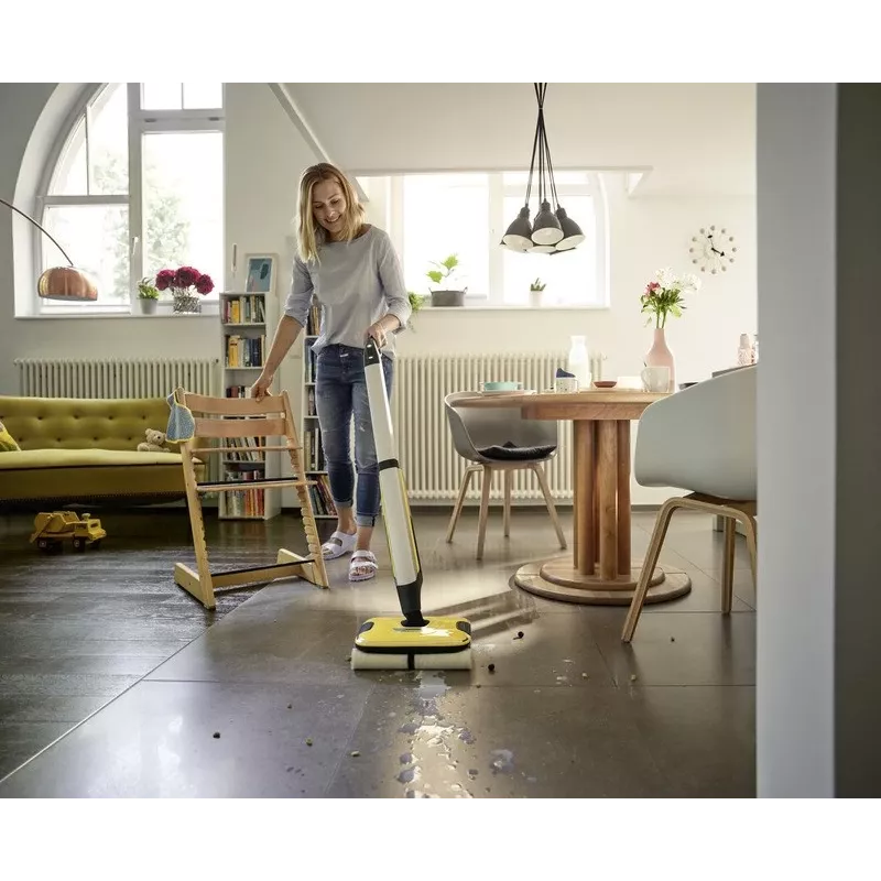 Kärcher FC 7 Cordless Escoba eléctrica Batería Seco y húmedo Sin bolsa Plata, Amarillo