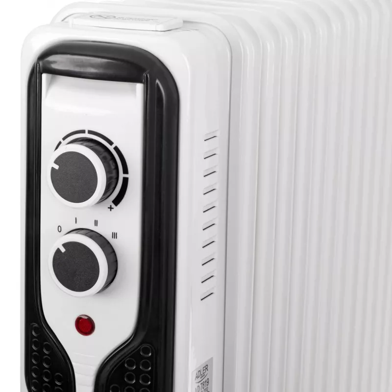 Adler | Radiador de aceite | AD 7816 | Radiador de aceite | 2000 W | Número de niveles de potencia 3 | Apto para estancias de hasta m2 | Blanco