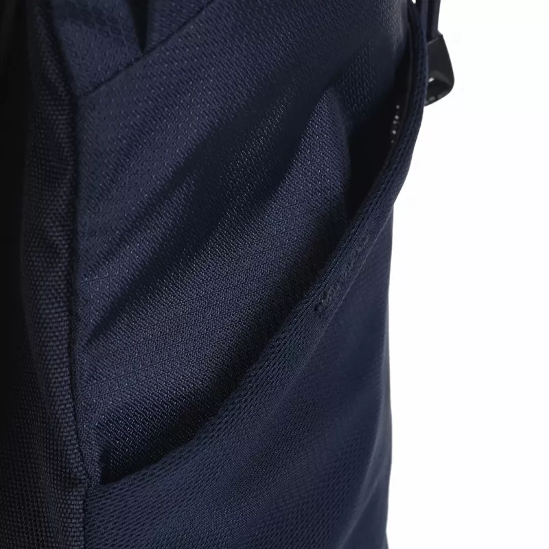 Mochila DEUTER AC Life 16 — 16L azul marino, estructura interna, 560×280×190 mm, 870 g, unisex