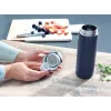 Vaso de viaje Leifheit 03275 600 ml acero inoxidable, doble pared, a prueba de fugas, tapa abatible, asa, negro/azul