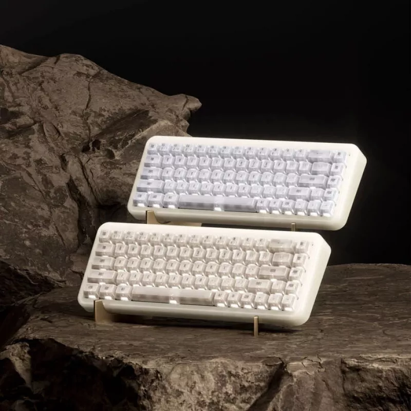 Teclado mecánico gaming AKKO YU01 White Jade 65 % RGB con interruptores Piano Pro