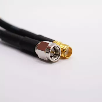 Antena externa Panorama C29SP-5SJ-CELL – cable de 5 m, conector macho SMA a conector macho SMA, compatibilidad con frecuencias de telefonía móvil