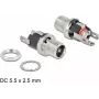 Conector macho hueco DC 5,5 x 2,5 mm conector hembra, versión empotrable para soldar DeLOCK 90057