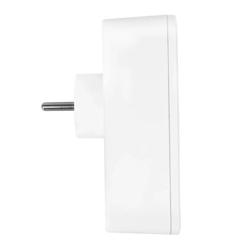Regleta de enchufes MACLEAN MCE248 F/W — 3 tomas AC (1×16A, 2×6A) + 4×USB (2×A, 2×C PD 20W), conector EU, blanco