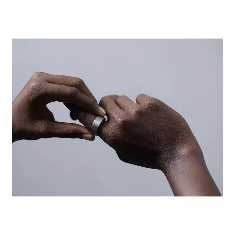 Ultrahuman Ring Air Raw Titanium talla 8 | Ultrahuman
