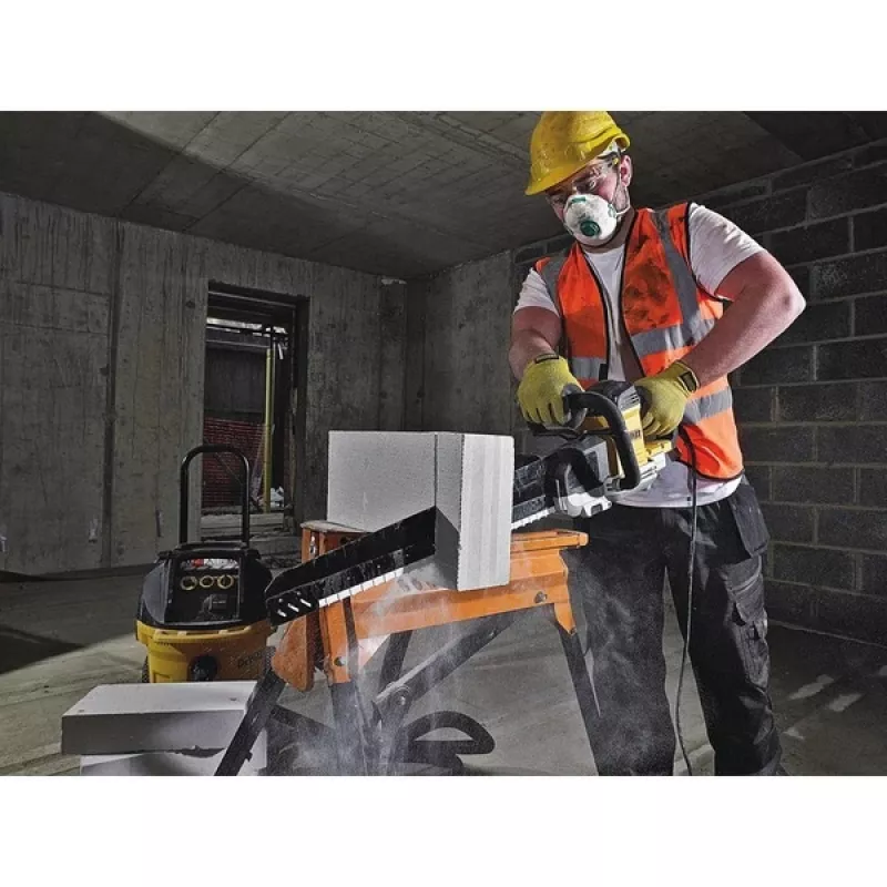 DeWALT DWE 399 sierra de sable
