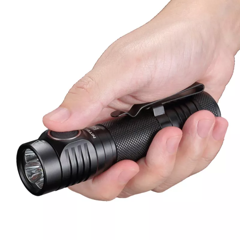 Linterna Explorer SERIES/4400 lúmenes E4K Nitecore