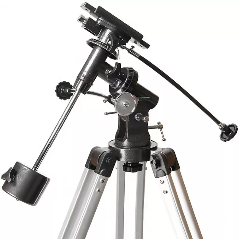 Telescopio refractor Skywatcher BK 1309 EQ2 — apertura 130 mm, distancia focal 900 mm