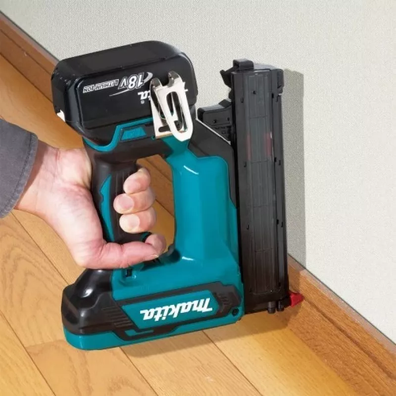 Makita DFN350Z grapadora/clavadora