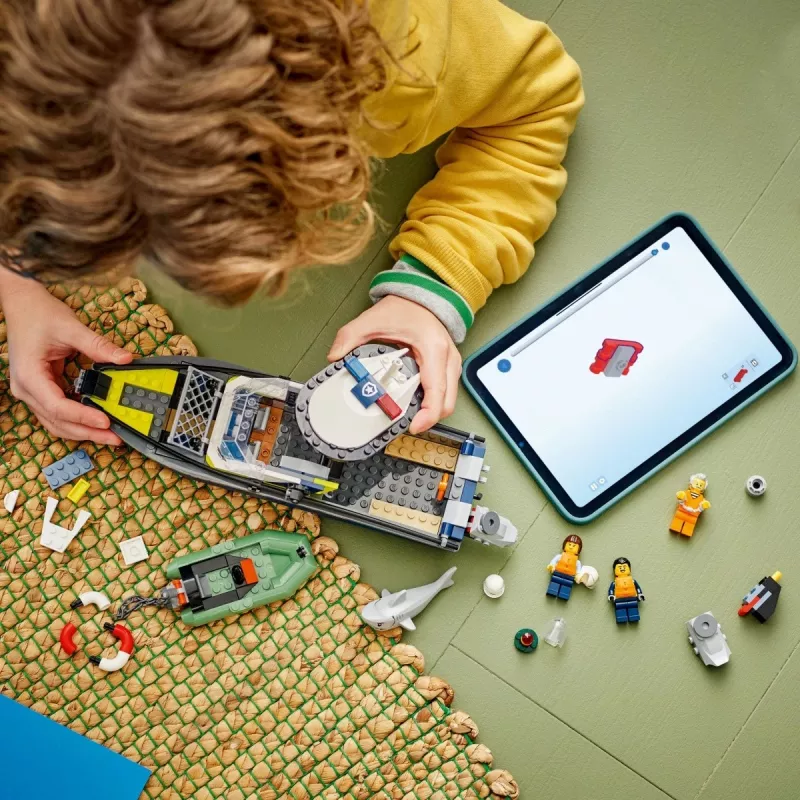 LEGO CITY 60456 Persecución en lancha de la policía