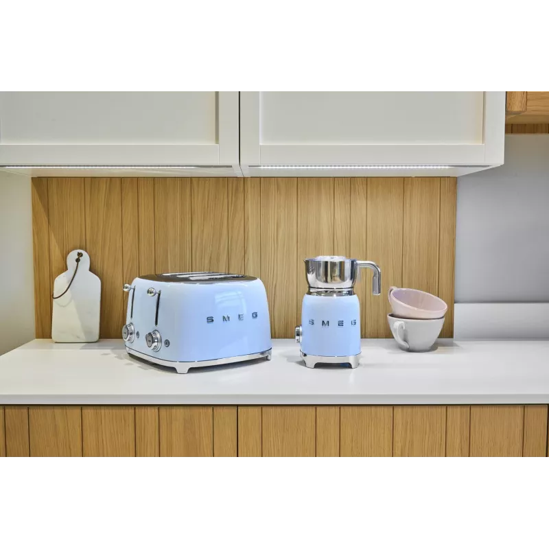 Tostadora Smeg 50's Style TSF03PBEU azul pastel