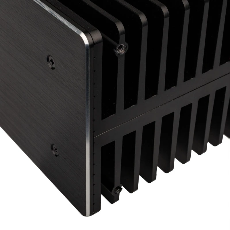 Akasa Turing ABX UCFF Carcasa sin ventilador para Mini PC AMD (Gigabyte BRIX 4000U), aluminio, negro
