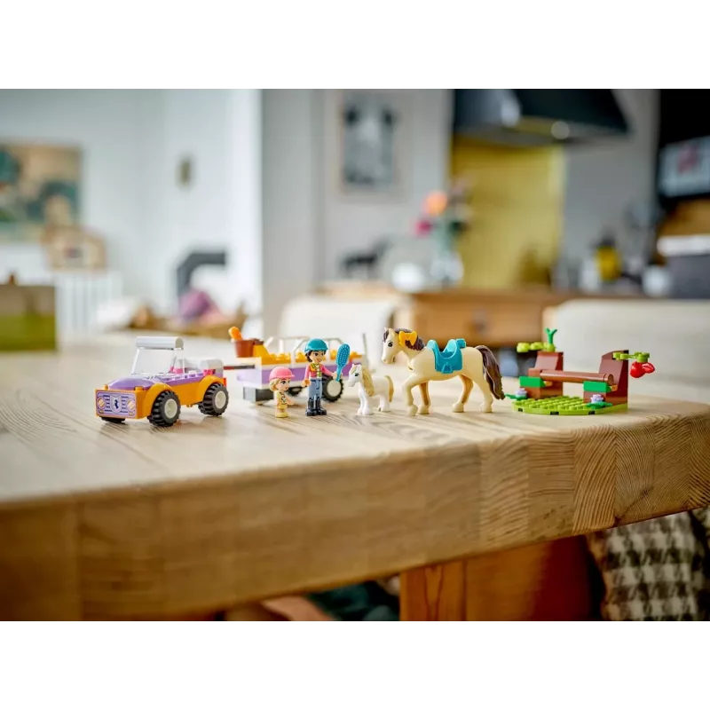 LEGO Friends Set de juego de animales con remolque para caballos y ponis 42634