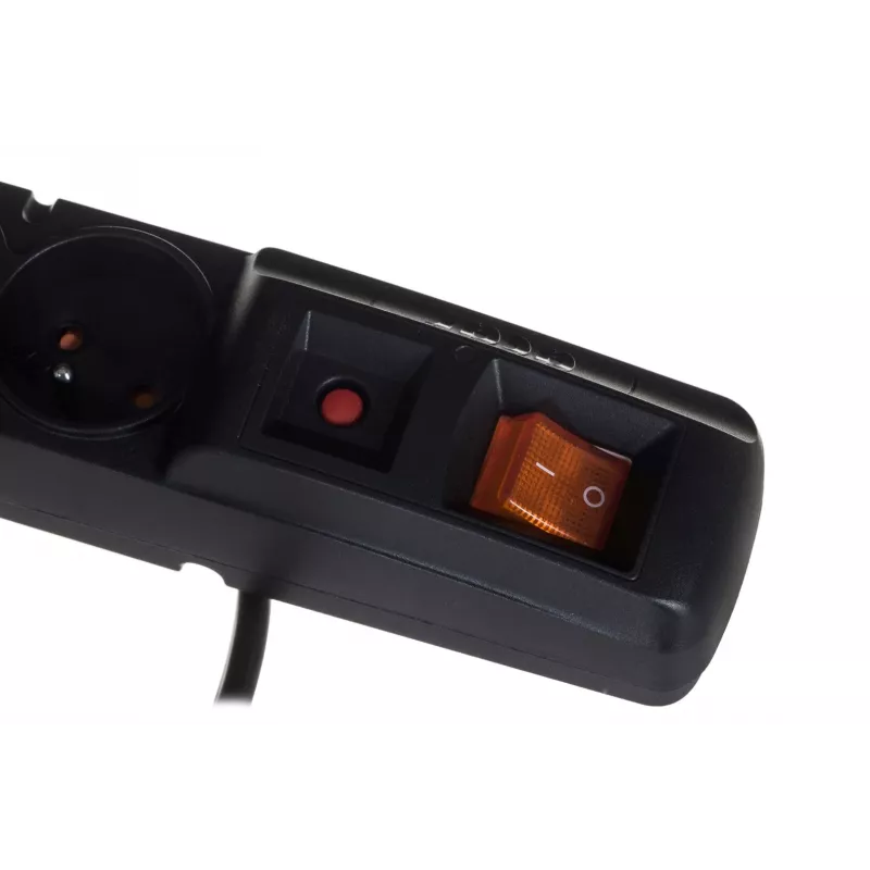 Regleta con interruptor: 8 tomas, cable de 1,5 m, negro