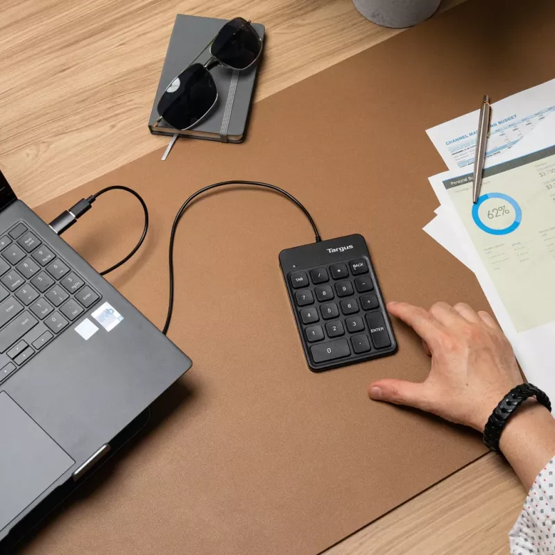 Targus AKP13GL Teclado numérico universal USB negro