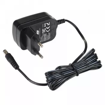 Fuente de alimentación universal Akyga AK-TB-33, 5 V, 2 A, 10 W, 5,5 x 2,5 mm, 1,5 m
