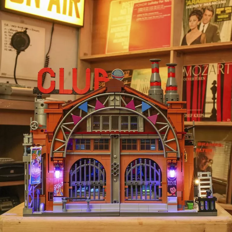 Factory House of Music, juguete de construcción