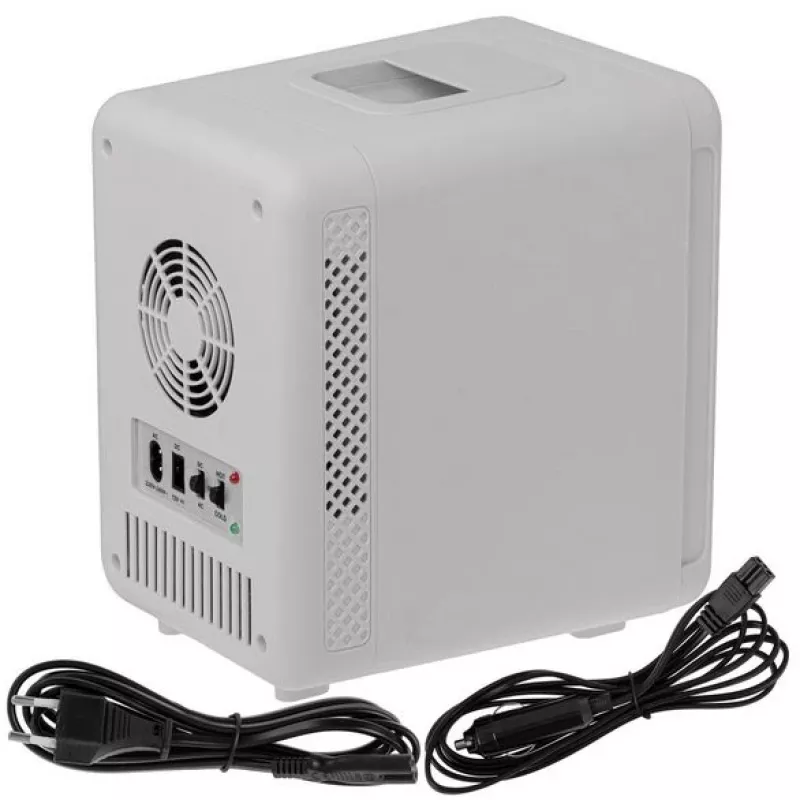 Mininevera Adler AD 8084G — compacta gris 12V/230V, capacidad 4 L, portátil, puerta con bisagra a la derecha