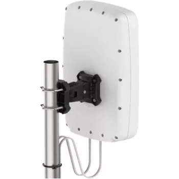 Antena de red Poynting XPOL-24 SMA, doble banda 0,617–0,96 y 1,71–4,2 GHz, ganancia 11 dBi, 50 Ω, conector macho SMA