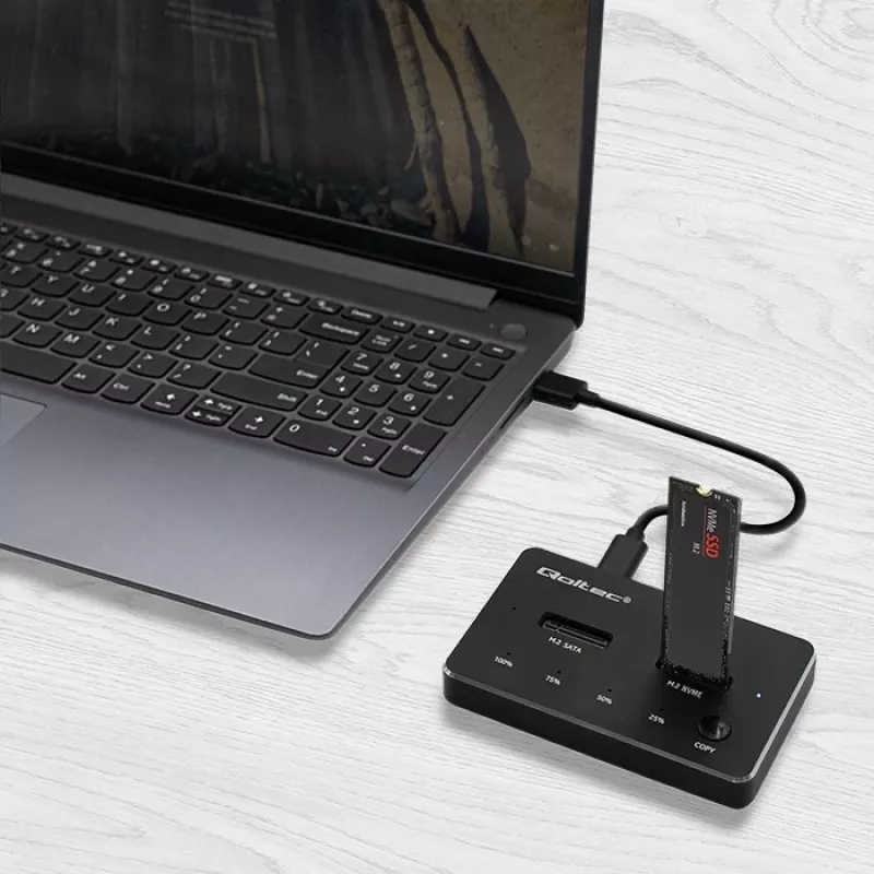 Qoltec 52274 Base de acoplamiento para SSD M.2 | NVMe | SATA | USB-C | DUAL 2 x 2TB