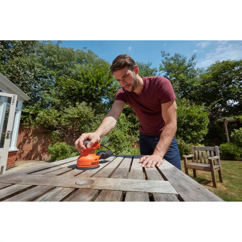 Lijadora orbital Black & Decker BEW210 14000 rpm Negra, Naranja