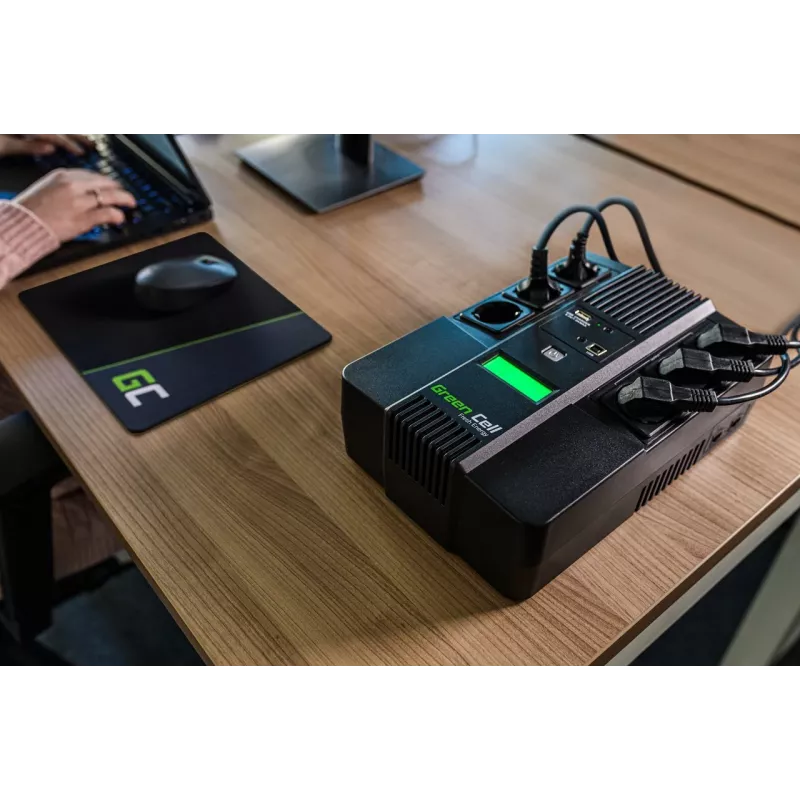 Green Cell AiO 800VA LCD SAI sistema de alimentación ininterrumpida Line-Interactive 0,8 kVA 480 W 6 tomas
