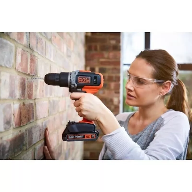 BLACK & DECKER | Taladro atornillador a batería con batería de 2,0 Ah / 4,0 Ah | BCD003MEM2K-QW | 18 V | 2,0/4,0 Ah | litio