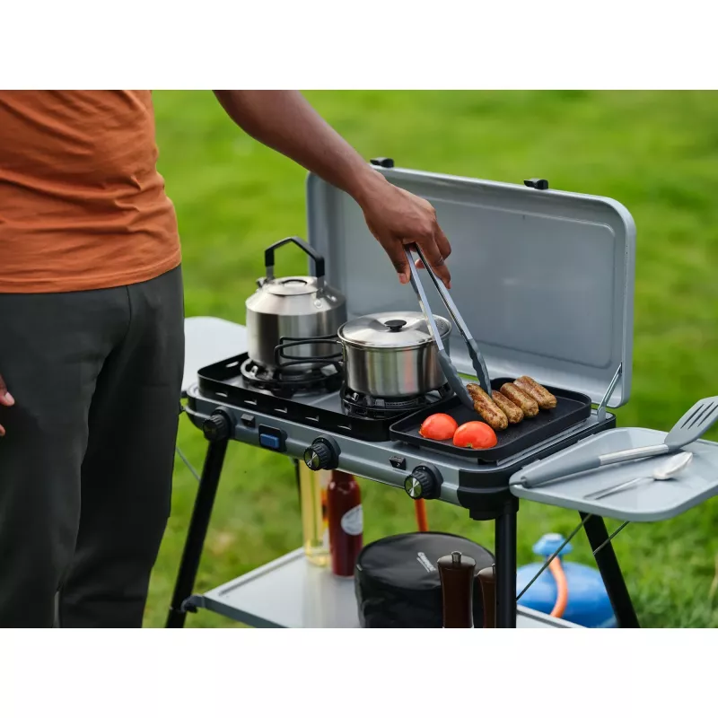 Camping Kitchen 2 Multi Cook Plus, cocina de gas gris, 2 zonas de cocción 2x 1,8 kW + plancha 0,9 kW, modelo 2025
