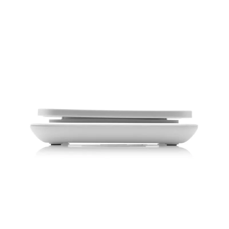 Báscula de cocina electrónica ETA POPI blanca — máx. 5 kg, precisión 1 g, pantalla LCD, pilas AAA