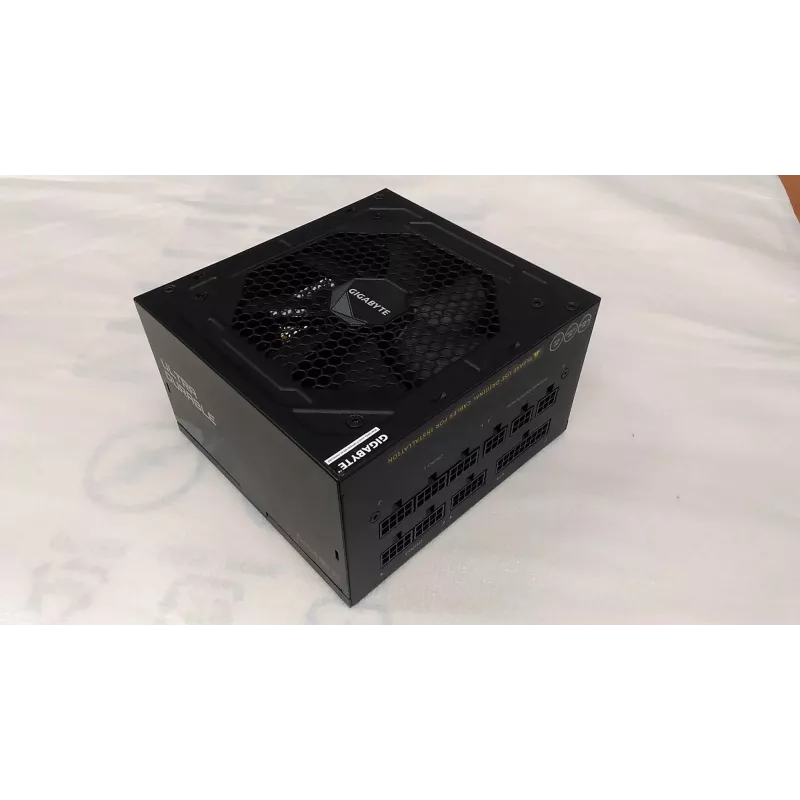 Fuente de alimentación, GIGABYTE GP-UD1000GM, 1000 W
