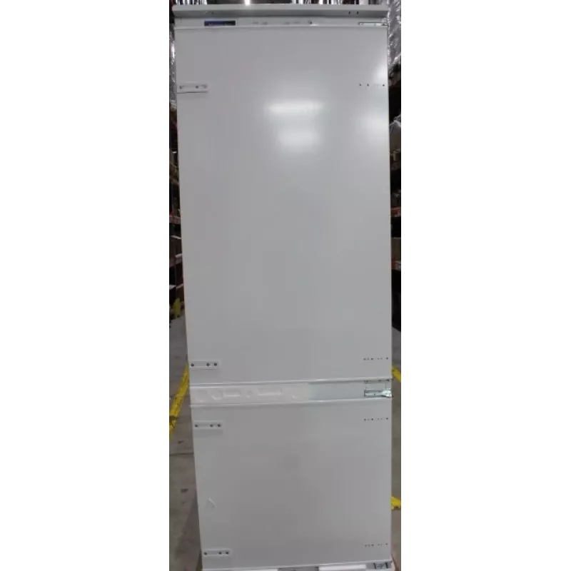 Frigorífico Midea MDRE554FGD01DSO — medidas brutas 740×2050×620 mm, peso neto 84 kg, 24 meses de garantía (embalaje dañado)