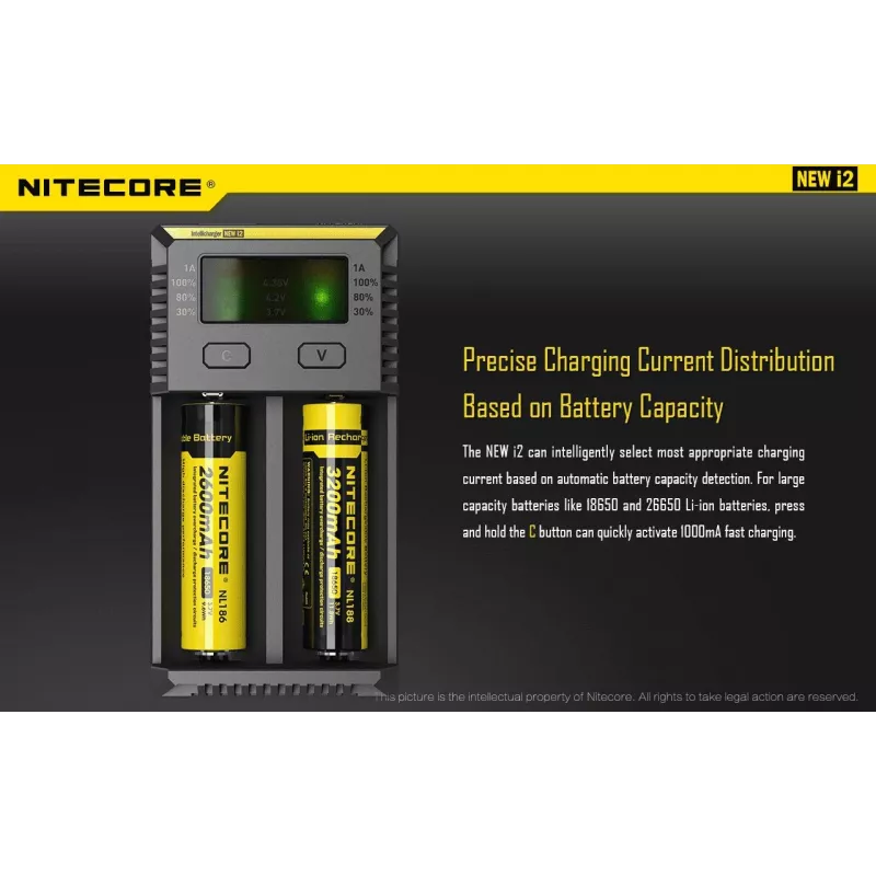 Cargador de baterías Nitecore NEW i2 — cargador de 2 canales para LiFePO4, Li-Ion, NiMH; entrada 100–240V; salida 9–12V; compatible con AAAA/C/D/AAA/AA; negro