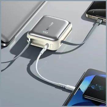 Batería externa portátil Awei C03 20000mAh con salida de 45W y cable USB-A/USB-C integrado