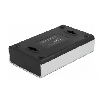 Conmutador de datos DeLOCK 87760