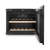 Vinoteca integrable Caso WineDeluxe E 18 — 18 botellas, altura 46 cm, negra, clase energética G