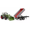 Tractor de juguete BRUDER Fendt Vario 211 con pala frontal y remolque lateral