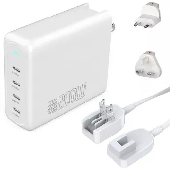 Cargador rápido de interior 4smarts 545200 — 200 W, 4× USB-C, 100–240 V, cable de 1,5 m, blanco