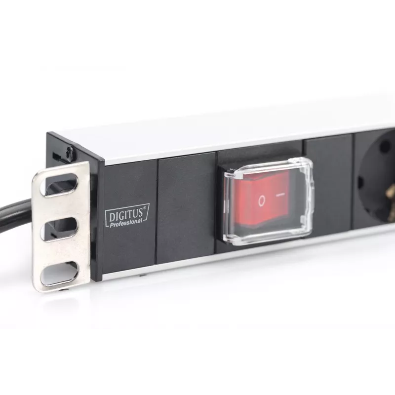 Regleta de enchufes de aluminio Digitus con interruptor. 7 tomas de seguridad. Cable de 2 m