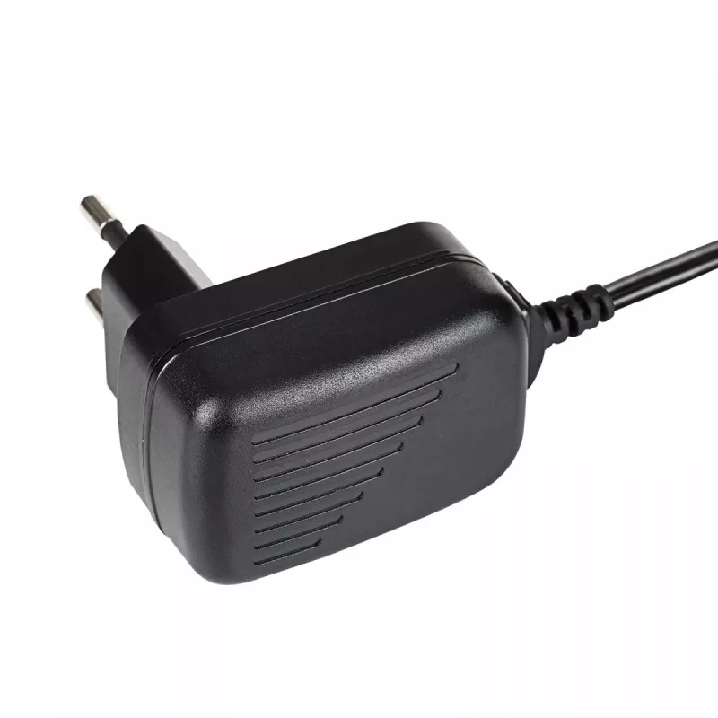 Fuente de alimentación universal Akyga AK-TB-10, 12 V, 1 A, 12 W, 5,5 x 2,1 mm, 1,4 m